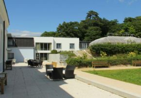 Photo RESIDENCE SERVICES CH�TEAU DE CHAMPLATREUX &agrave; 91250 SAINTRY SUR SEINE places disponibles