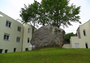 Photo Ehpad Le Menhir Les Sinoplies, maison de retraite priv&eacute;e associative ACPPA, Ehpad à Cergy 95