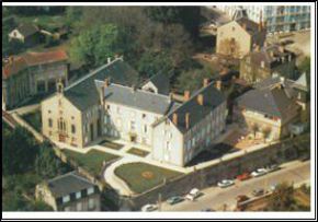 Photo Ehpad Saint Joseph, maison de retraite priv&eacute;e associative, Ehpad à Bourbon L Archambault 03