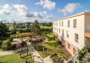 Photo KORIAN LES RIVES DE L'ODON &agrave; 14210 EVRECY places disponibles