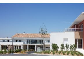 Photo EMERA - RESIDENCE AUTONOMIE MAISONNEE DE MARTIGUES &agrave; 13500 MARTIGUES places disponibles