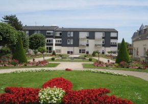 Photo Logement Foyer Les Roses De France, R&eacute;sidence autonomie, Foyer logements à Courseulles Sur Mer 14
