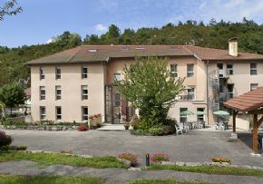 Photo Residence Villa Charlotte, maison de retraite priv&eacute;e, Ehpad à Arbent 01