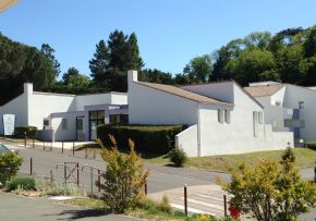 Photo Residence Autonomie Les Deux Monts, R&eacute;sidence autonomie, Foyer logements à Montendre 17