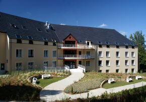 Photo Chateau Du Haut-Venay, maison de retraite priv&eacute;e COLISEE, Ehpad à St Lubin Des Joncherets 28