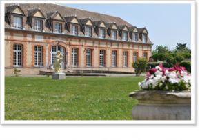 Photo Residence Du Parc Chateau D'Abondant, maison de retraite priv&eacute;e associative, Ehpad à Abondant 28