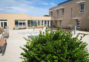 Photo Centre Hospitalier Henri Ey, maison de retraite Publique, Usld, Ehpad à Bonneval 28