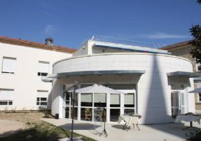 Photo Ehpad Le Cedre, maison de retraite Publique, Usld, Ehpad à Condom 32