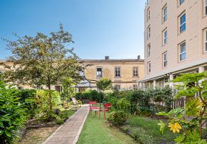 Photo Korian Clos Serena, maison de retraite priv&eacute;e KORIAN, Ehpad à Bordeaux 33 - places disponibles