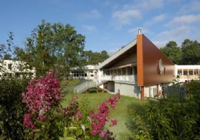 Photo Ehpad Les Fontaines De Monjous, maison de retraite priv&eacute;e associative, Ehpad à Gradignan 33