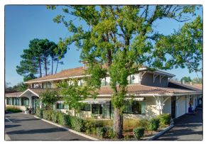 Photo Residence La Villa Des Pins, maison de retraite priv&eacute;e EMEIS, Ehpad à Andernos Les Bains 33
