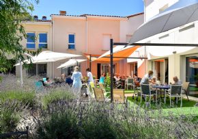 Photo LES JARDINS D'EULALIE &agrave; 34290 MONTBLANC places disponibles