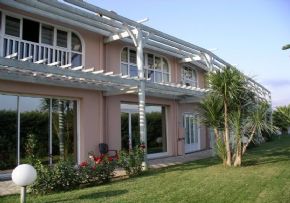 Photo Le Mas Du Moulin, maison de retraite priv&eacute;e, Ehpad à Cers 34