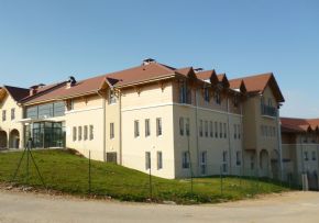 Photo Residence De Courcelles - Groupe Domusvi, maison de retraite priv&eacute;e DOMUSVI, Ehpad à Rochefort Sur Nenon 39