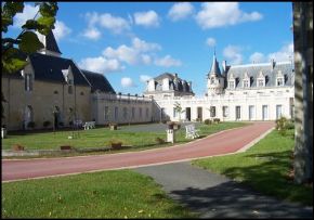 Photo Maison De Retraite Le Chateau, maison de retraite priv&eacute;e associative, Ehpad à Chateauvieux 41