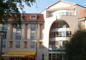 Photo Maison De Retraite Du Parc, maison de retraite Publique, Ehpad à Le Coteau 42