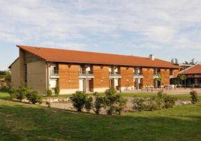 Photo Ehpad Les Bleuets, maison de retraite priv&eacute;e associative, Ehpad à St Marcellin En Forez 42