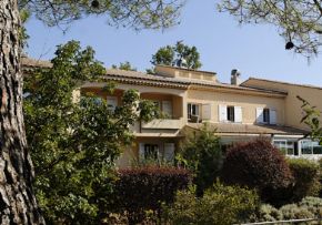 Photo La Residence Du Golf, maison de retraite priv&eacute;e DOLCEA, Ehpad à Roquefort Les Pins 06