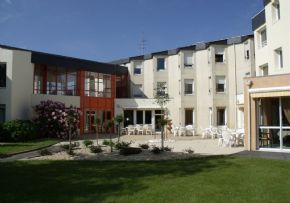 Photo Residence Val De Brutz, maison de retraite priv&eacute;e associative, Ehpad à Rouge 44