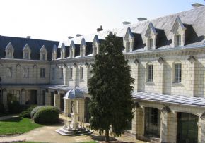 Photo Ehpad Jeanne Delanoue, maison de retraite priv&eacute;e associative à St Hilaire St Florent 49