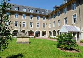 Photo Maison De Retraite Elisabeth De Surville, maison de retraite priv&eacute;e associative, Ehpad à Picauville 50