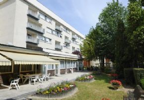 Photo Residence Jean D'Orbais, maison de retraite priv&eacute;e associative, Ehpad à Reims 51