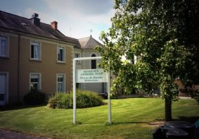 Photo Ehpad Ambroise Pare, maison de retraite Publique, Ehpad à Cosse Le Vivien 53