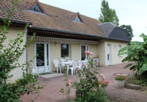 Photo Ehpad La Maison Des Huis, maison de retraite priv&eacute;e associative, Ehpad à Neuville Les Decize 58