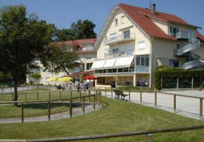 Photo Ehpad Le Beau Manoir, maison de retraite priv&eacute;e, Ehpad à Uzos 64