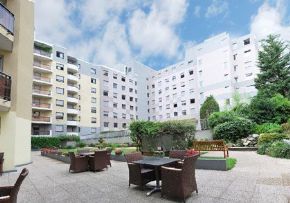 Photo Residence Omeris Part Dieu, maison de retraite priv&eacute;e OMERIS, Ehpad à Lyon 03