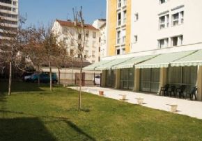 Photo Residence Les Bruyeres, maison de retraite priv&eacute;e associative ASSOCIATION LES BRUYERES, Ehpad à Lyon 08