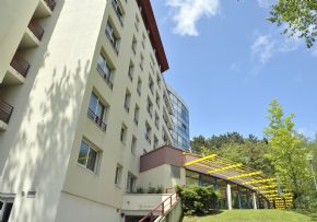 Photo Les Balcons De L'Ile Barbe, maison de retraite Publique CCAS, Ehpad à Lyon 09