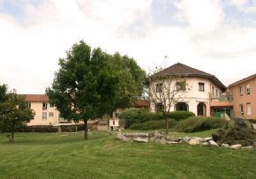 Photo Residence Le Charme Des Sources, maison de retraite priv&eacute;e, Ehpad à Grigny 69