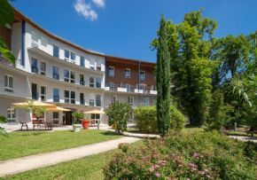 Photo Korian Claude Bernard, maison de retraite priv&eacute;e KORIAN, Ehpad à Oullins 69