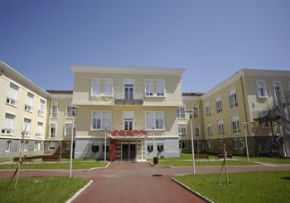 Photo Residence Germaine Tillion, maison de retraite priv&eacute;e associative, Ehpad à Montceau Les Mines 71