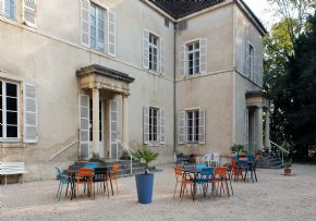 Photo Chateau De Charredonduit, maison de retraite priv&eacute;e associative, Ehpad à Chatenoy Le Royal 71