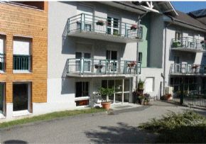 Photo Residence Les Floralies, maison de retraite Publique, Ehpad à St Genix Sur Guiers 73