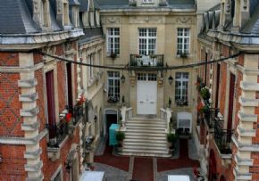 Photo Residence Saint Fursy, maison de retraite priv&eacute;e EMEIS, Ehpad à Peronne 80
