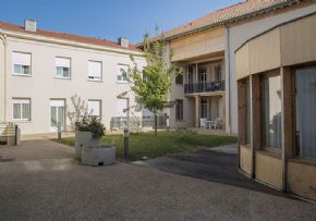 Photo Hopital Turenne, maison de retraite Publique, Ehpad à Negrepelisse 82