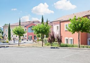 Photo NOTRE DAME DE PARACOL &agrave; 83143 LE VAL places disponibles