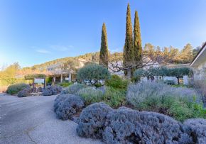Photo Maison De Famille La Bastide Guirans, maison de retraite priv&eacute;e MAISONS DE FAMILLE, Ehpad à Sollies Toucas 83