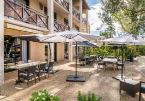 Photo KORIAN LA LOUISIANE &agrave; 83400 HYERES places disponibles