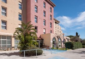 Photo KORIAN VILLA EYRAS &agrave; 83400 HYERES places disponibles