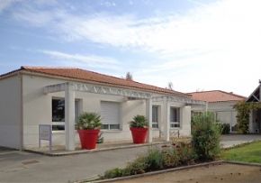 Photo Residence Les Glycines, maison de retraite Publique, Ehpad à St Denis La Chevasse 85