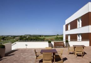 Photo La Tour De Vigenna, maison de retraite priv&eacute;e associative, Ehpad à Senille 86