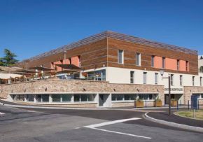 Photo Centre Hospitalier Jacques Boutard, maison de retraite Publique, Usld, Ehpad à St Yrieix La Perche 87