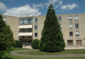 Photo Maison Departementale De Retraite De L'Yonne, maison de retraite Publique, Ehpad à Auxerre 89