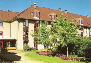 Photo Maison De Retraite G. Houssier, maison de retraite priv&eacute;e associative, Ehpad à Ligny Le Chatel 89