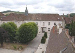 Photo Ehpad Du Site De L'Hopital Roland Bonnion, maison de retraite Publique, Ehpad à Villeneuve Sur Yonne 89